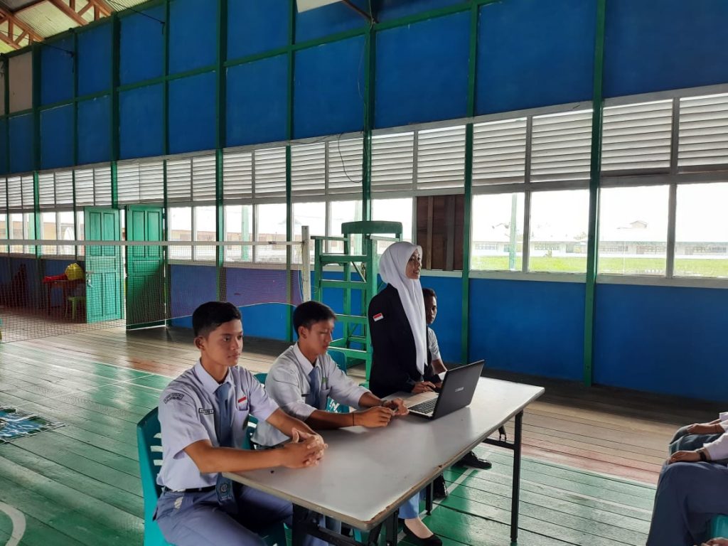 Khairunissa Membawa MAN 2 Kapuas Hulu Lolos ke Grand Final MSLA (Madrasah Student Leadership Award) di Bogor